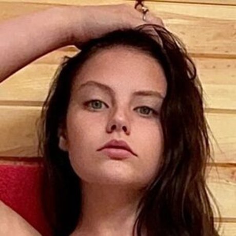 Foto di nudo di fuga di OnlyFans di Petiteblondebaddie