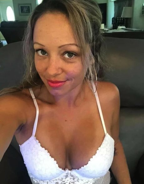 Foto di nudo di fuga di OnlyFans di Holisticstripperchef
