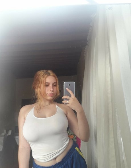 Foto di nudo di fuga di OnlyFans di Vviczsz