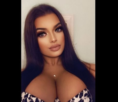 Foto di nudo di fuga di OnlyFans di Emily Colbeck Dorset