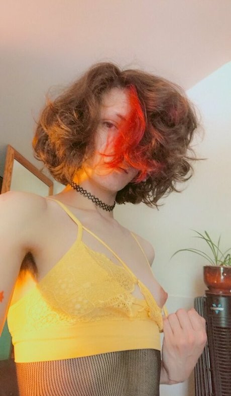 Foto di nudo di fuga di OnlyFans di Addy Eden