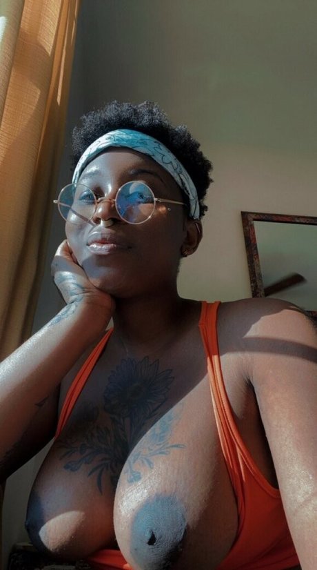 Foto di nudo di fuga di OnlyFans di Jerri The Dancer