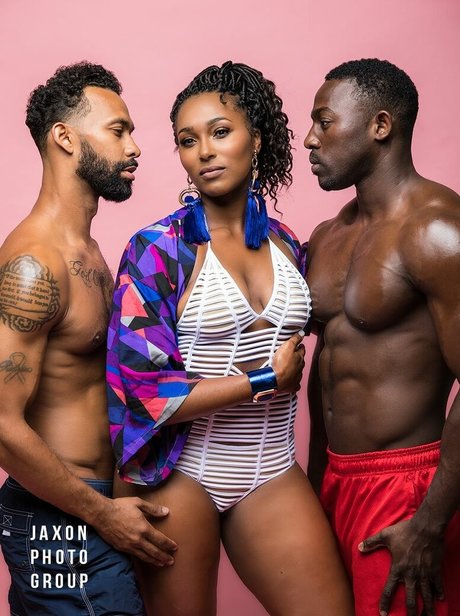 Foto di nudo di fuga di OnlyFans di Dr Ebonie Vincent