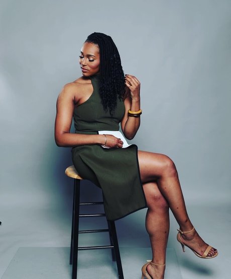 Dr Ebonie Vincent