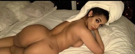 Foto di nudo di fuga di OnlyFans di Badperl