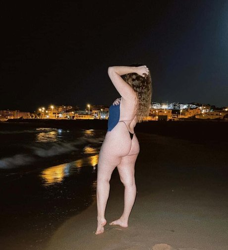 Carmen Curvy