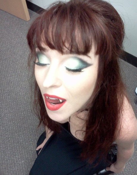Ruth Connell