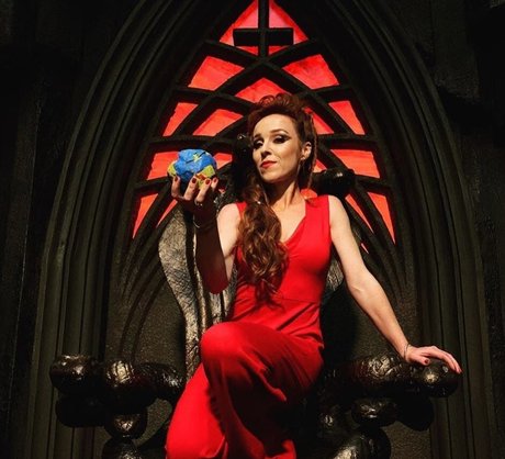 Foto di nudo di fuga di OnlyFans di Ruth Connell