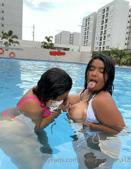 Foto di nudo di fuga di OnlyFans di Greicymarianaa