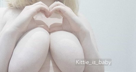 Foto di nudo di fuga di OnlyFans di Softkttn