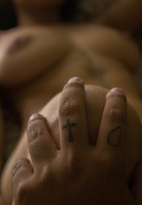 Foto di nudo di fuga di OnlyFans di Miriam Vieira