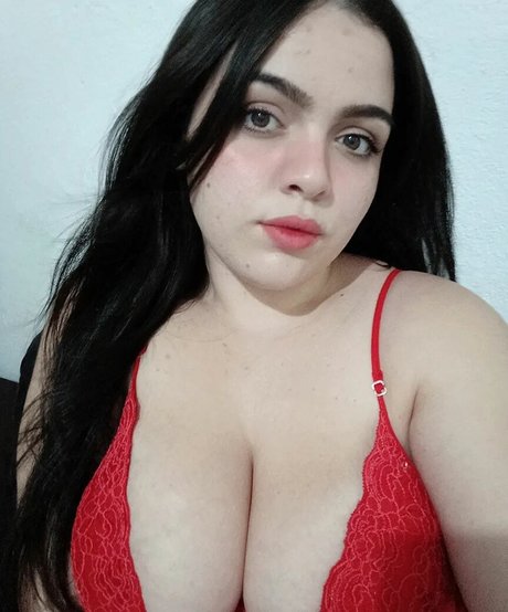 Foto di nudo di fuga di OnlyFans di Danis Danielle Azevedo
