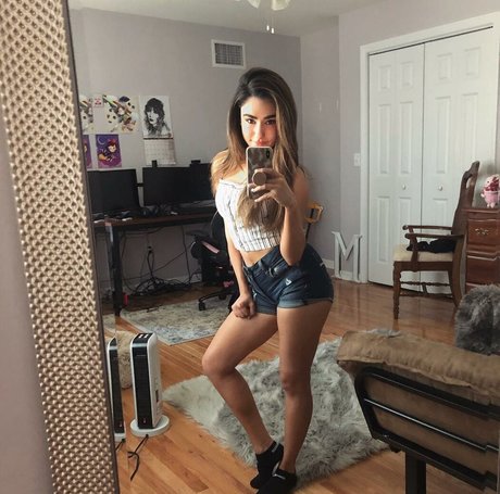 Foto di nudo di fuga di OnlyFans di Melipastel