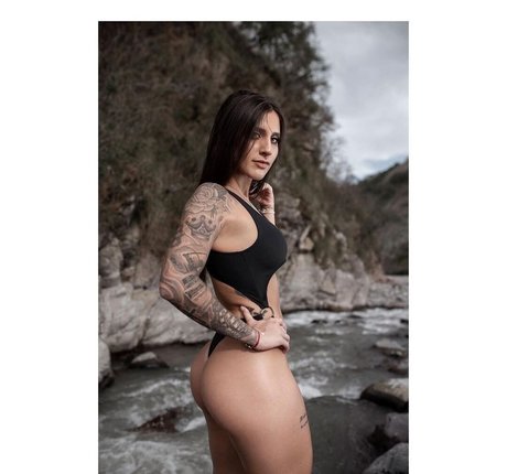 Foto di nudo di fuga di OnlyFans di Julieta Gandulfo