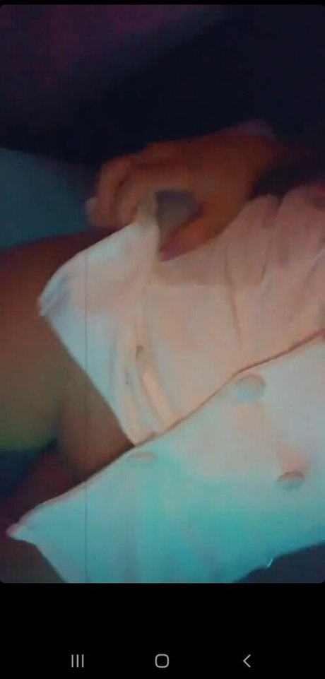 Foto di nudo di fuga di OnlyFans di Ariela Chalhoub