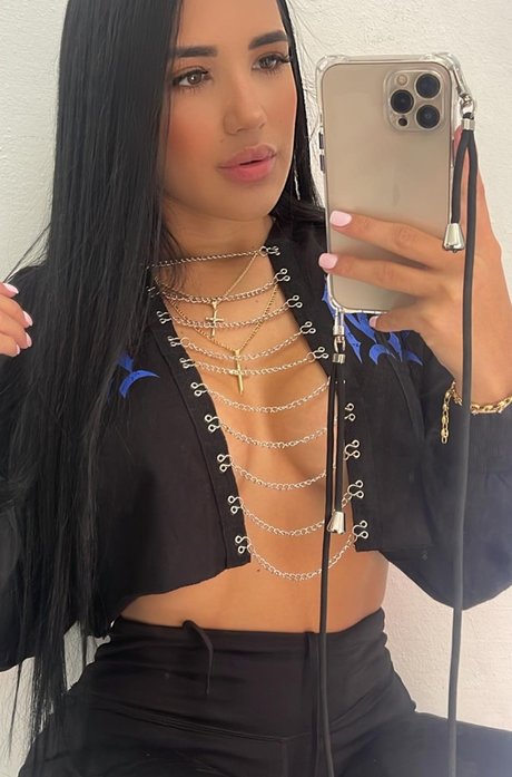 Foto di nudo di fuga di OnlyFans di Gabriela Goncalves