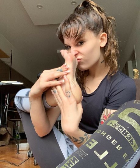Foto di nudo di fuga di OnlyFans di Higharchesmartina