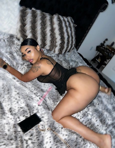 Foto di nudo di fuga di OnlyFans di Englandcouture