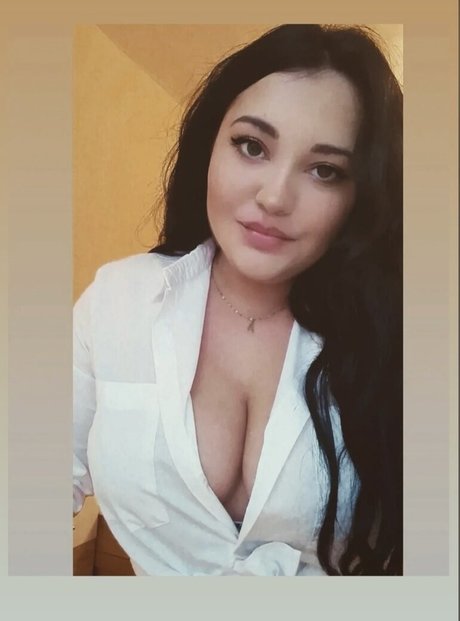 Foto di nudo di fuga di OnlyFans di Blackwidow1996