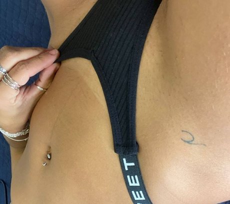 Foto di nudo di fuga di OnlyFans di Lefermino