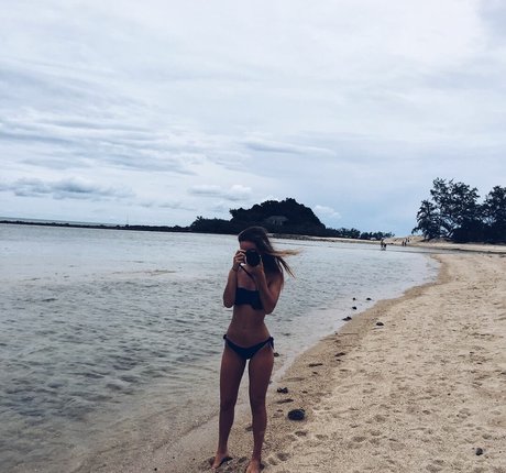 Foto di nudo di fuga di OnlyFans di Elena Berri