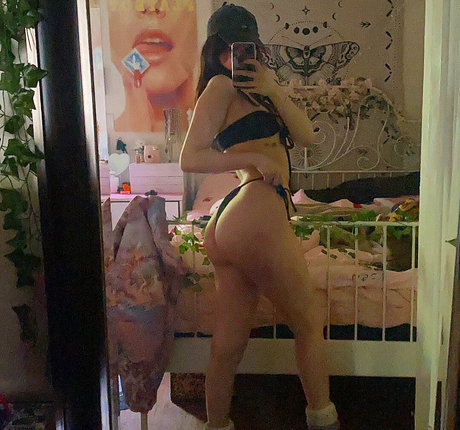 Foto di nudo di fuga di OnlyFans di Egirlmac