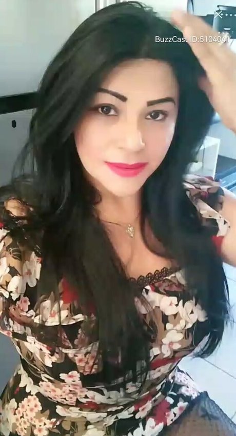 Foto di nudo di fuga di OnlyFans di Matura Pri