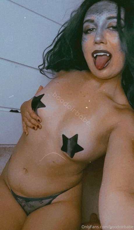 Foto di nudo di fuga di OnlyFans di Boodoirbabe