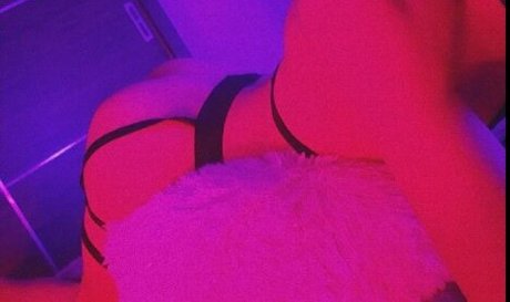 Foto di nudo di fuga di OnlyFans di Sasha Moon