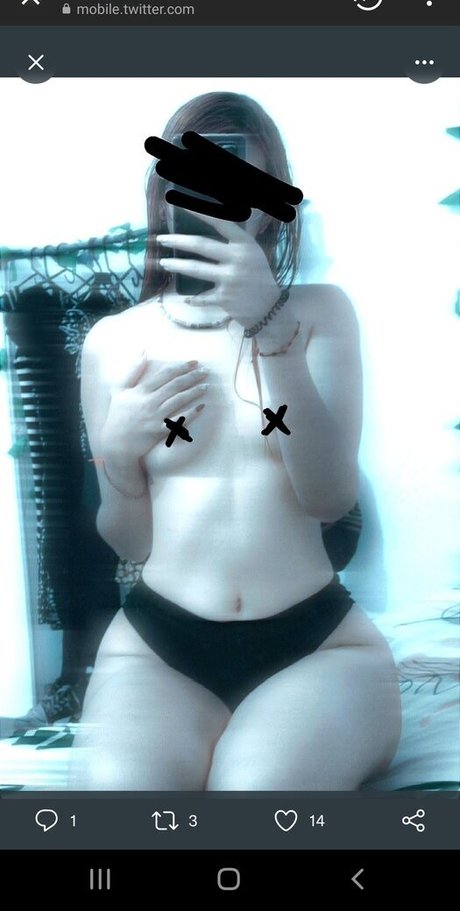 Foto di nudo di fuga di OnlyFans di Anne Feeet02