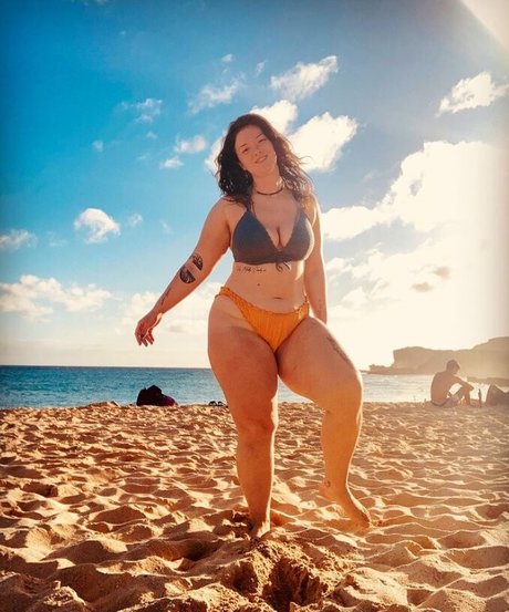 Foto di nudo di fuga di OnlyFans di Bootylicious Empress
