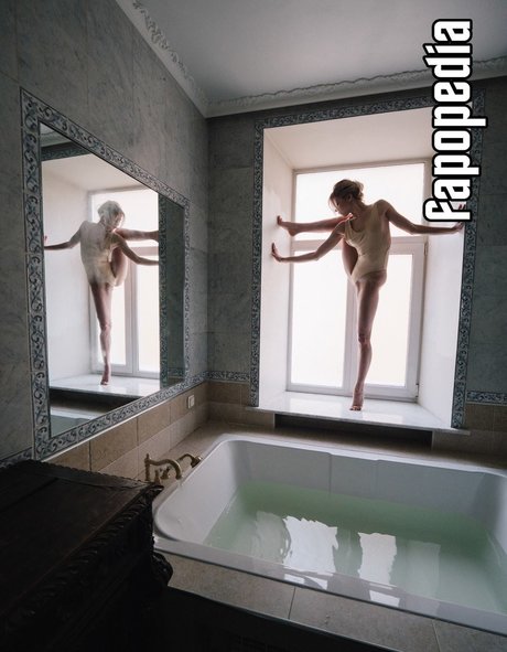 Foto di nudo di fuga di OnlyFans di Aemillin