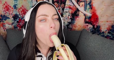 Foto di nudo di fuga di OnlyFans di Jackie Does Asmr