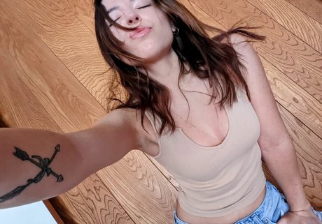 Foto di nudo di fuga di OnlyFans di Autumn Farrell