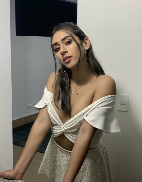 Foto di nudo di fuga di OnlyFans di Sara Cano