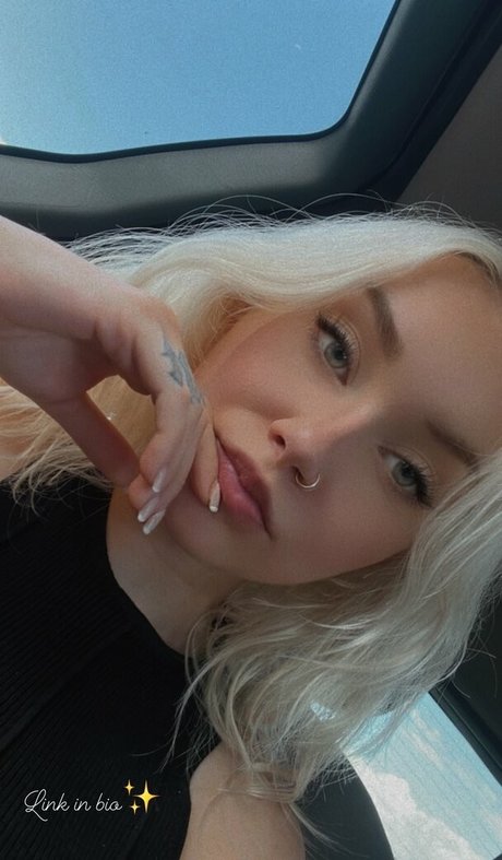 Foto di nudo di fuga di OnlyFans di Marilyn Sugar