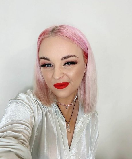 Foto di nudo di fuga di OnlyFans di Emily Rose Perrin
