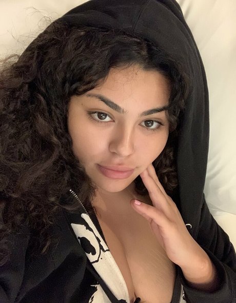 Rosalbanaomi