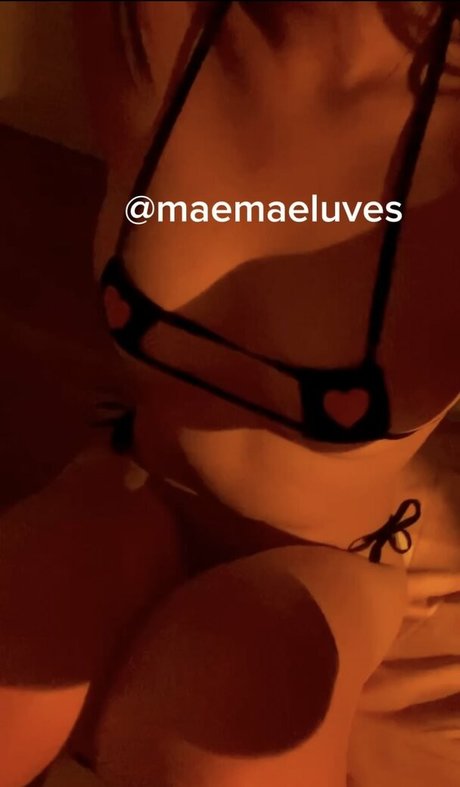 Foto di nudo di fuga di OnlyFans di Maemaeluves