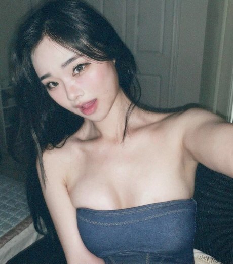 Foto di nudo di fuga di OnlyFans di Minkyungie