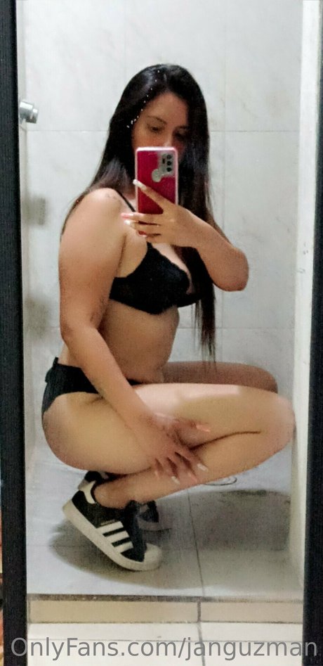 Foto di nudo di fuga di OnlyFans di Janeth Guzman
