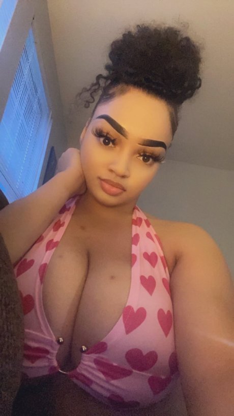 Foto di nudo di fuga di OnlyFans di Gabi