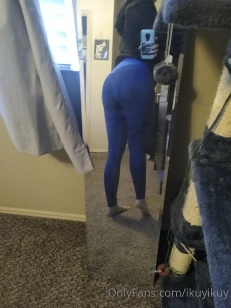Ikuy Cosplayer