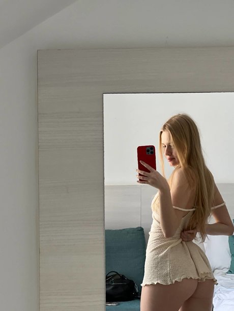 Foto di nudo di fuga di OnlyFans di Vlada Dobryak