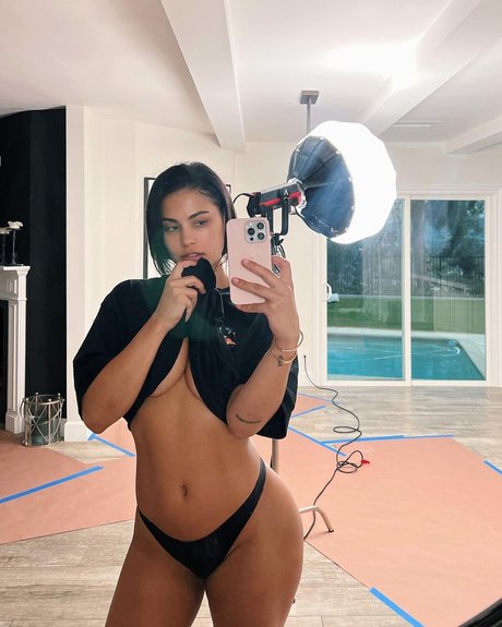 Foto di nudo di fuga di OnlyFans di Jade Ramey