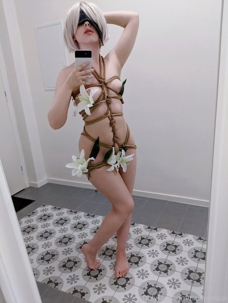 Foto di nudo di fuga di OnlyFans di Hailly Senpai