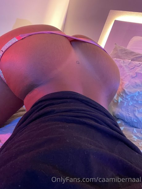 Foto di nudo di fuga di OnlyFans di Camila Bernal