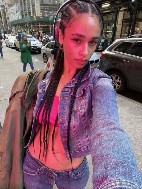 Foto di nudo di fuga di OnlyFans di Sarina