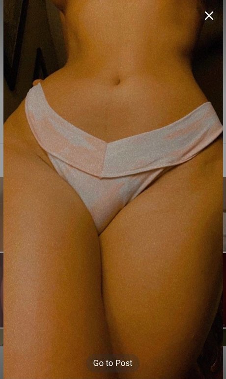 Foto di nudo di fuga di OnlyFans di Kani Rosi