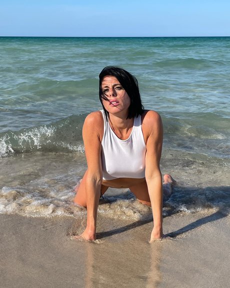 Foto di nudo di fuga di OnlyFans di Laura Pleasure